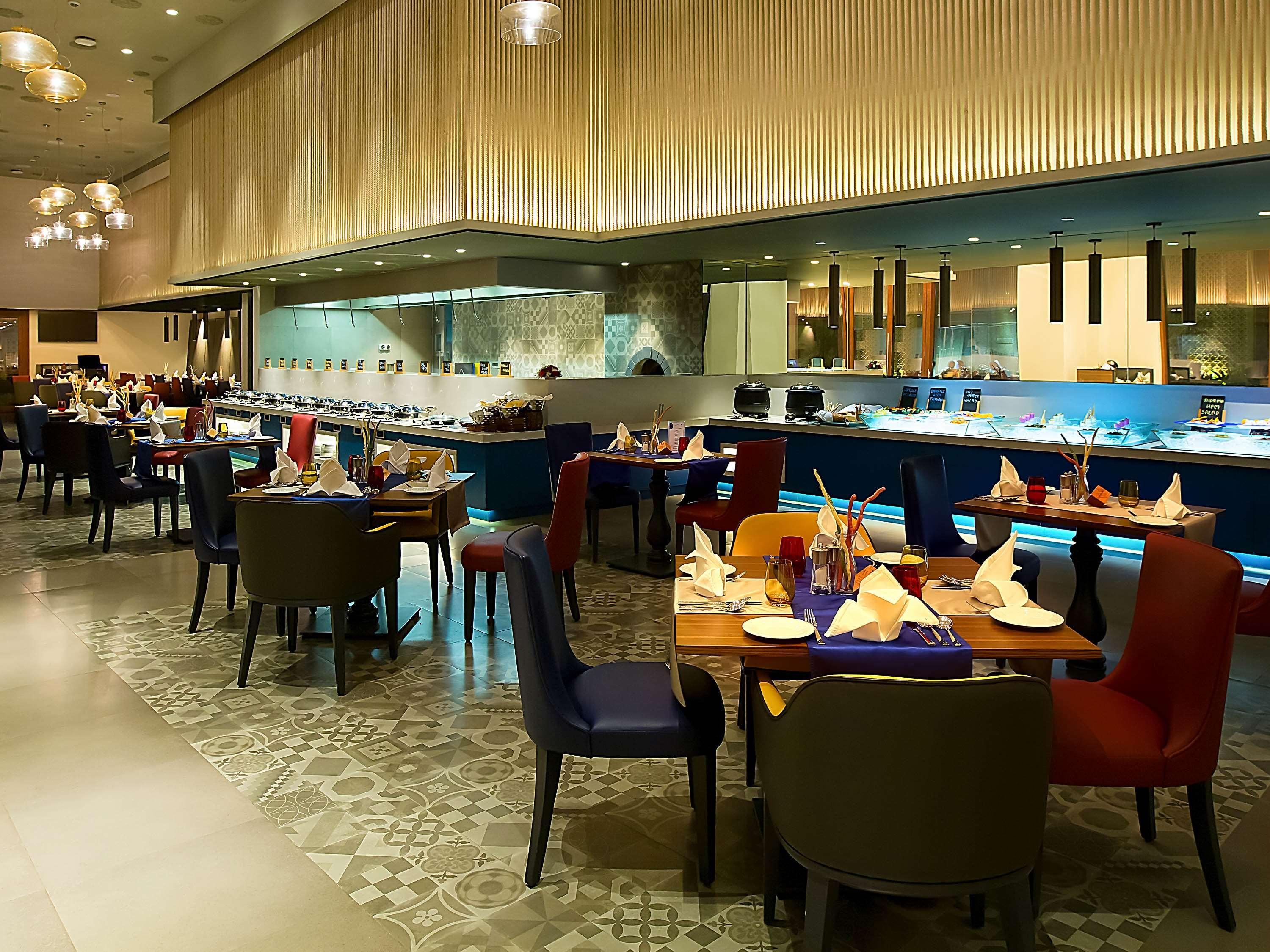 Grand Mercure Mysore - An Accor Brand Exterior photo The restaurant