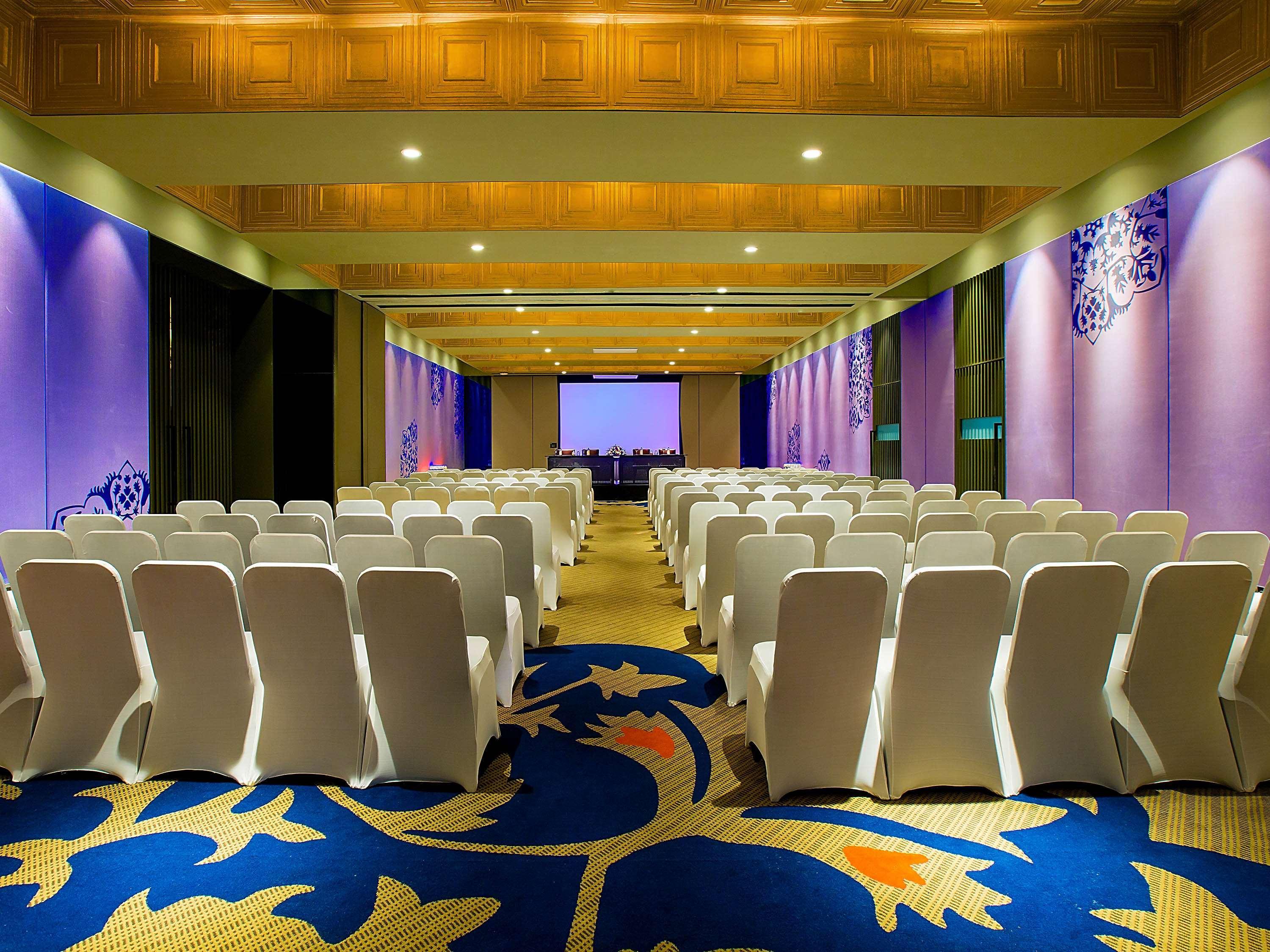 Grand Mercure Mysore - An Accor Brand Exterior photo The ballroom