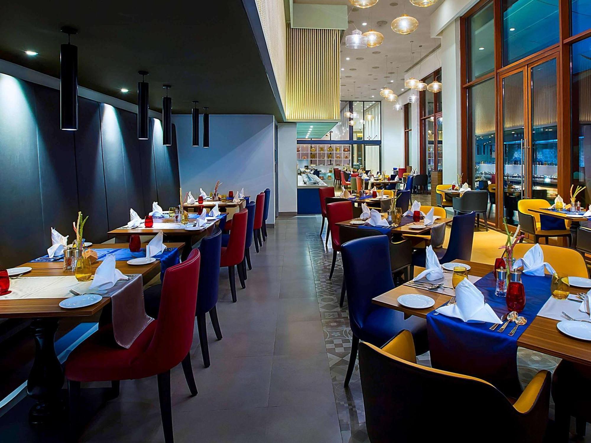 Grand Mercure Mysore - An Accor Brand Exterior photo The interior of the restaurant