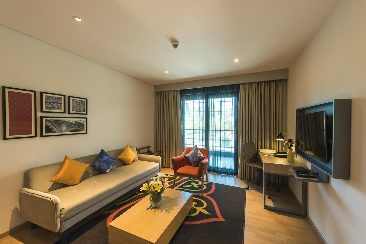 Grand Mercure Mysore - An Accor Brand Exterior photo Living room