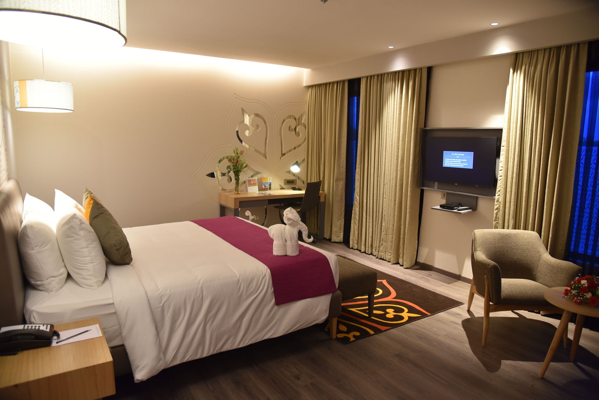 Grand Mercure Mysore - An Accor Brand Exterior photo Deluxe room
