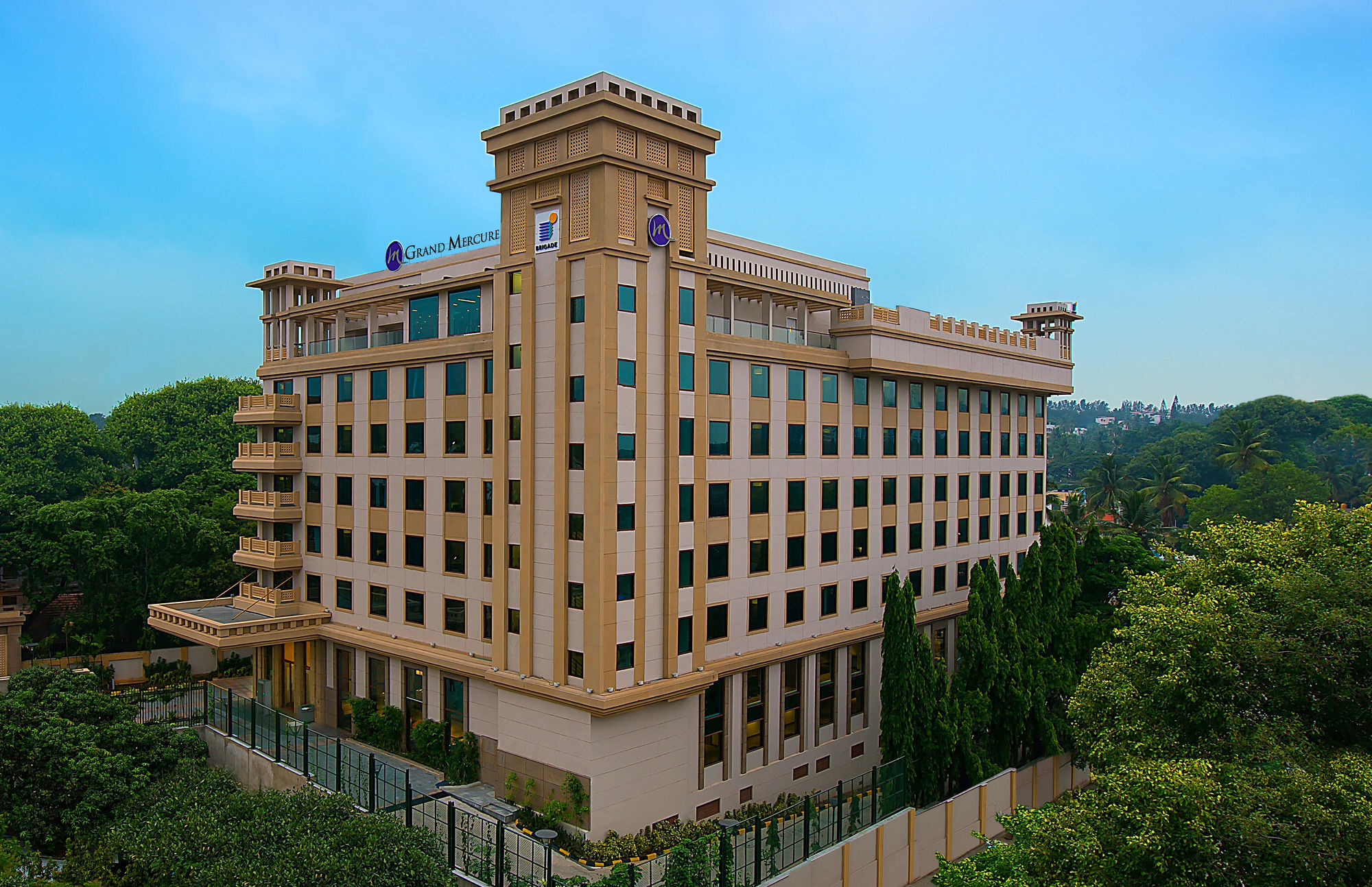 Grand Mercure Mysore - An Accor Brand Exterior photo The hotel in 2014